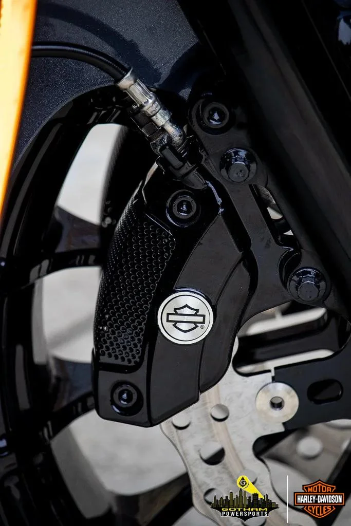 2021 HARLEY-DAVIDSON ROAD GLIDE LIMITED FAT TIRE PERFORMANCE BAGGER