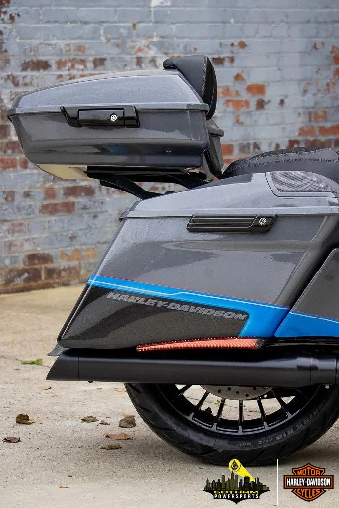 2021 HARLEY-DAVIDSON ROAD GLIDE LIMITED FAT TIRE PERFORMANCE BAGGER