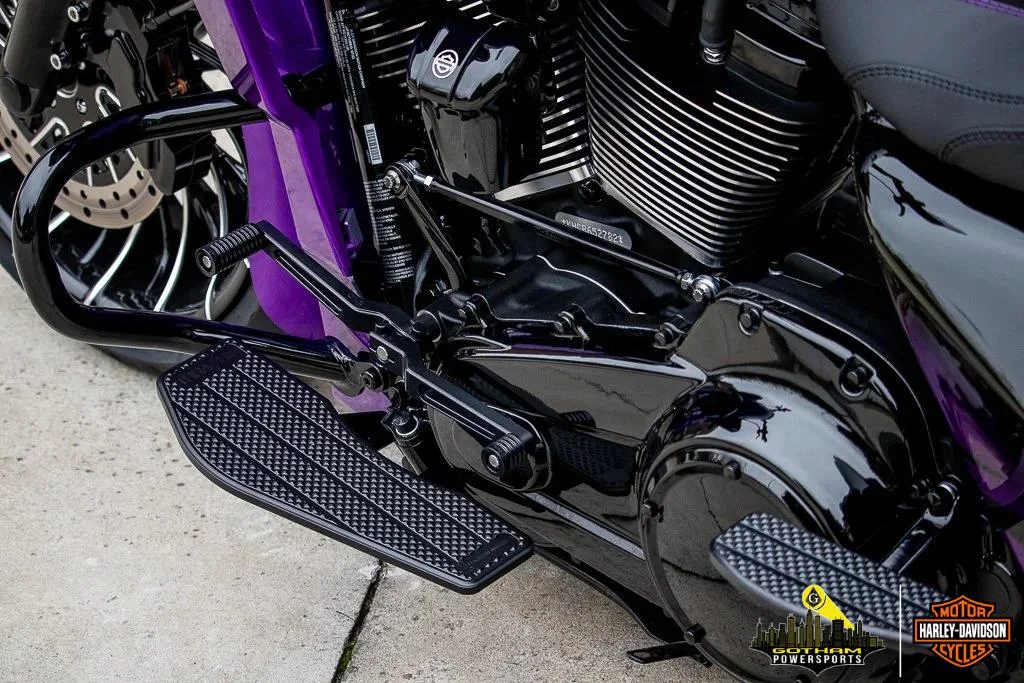 2023 HARLEY-DAVIDSON ROAD GLIDE CUSTOM FAT TIRE BAGGER